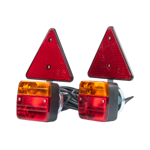 Zestaw świateł lamp do przyczepki przyczepy trójkąt mocowane na magnes 12V 7,5m