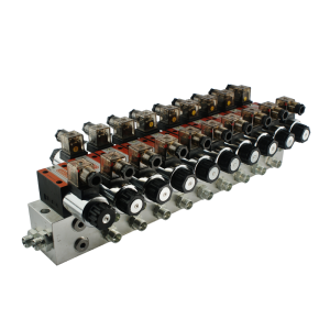 Rozdzielacz hydrauliczny 9 sekcyjny blokowy typu CETOP 03 NG6 sterowany elektrycznie 230V